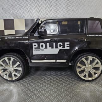 COCHE POLICIA 24V NIÑOS, TOYOTA LAND CRUISER, NEGRO, RC, 1 PLAZA AMPLIA    INDA536-c4k2022